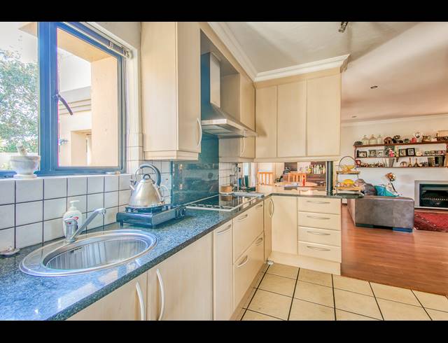 4 BEDROOM CLUSTER RENTED IN DOUGLASDALE